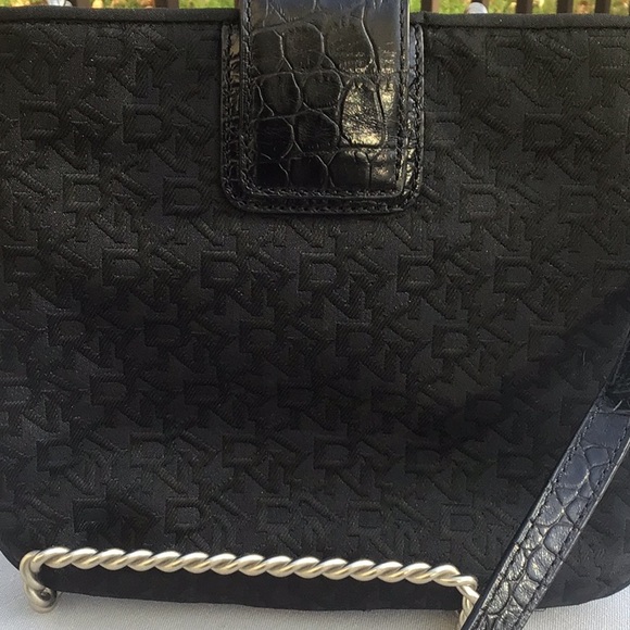 DKNY JACQUARD LOGO PRINT CROSSBODY BAG - Picture 3 of 9